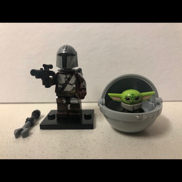 Baby Yoda Mandalorian Lego minifigure - Picture 3 of 3
